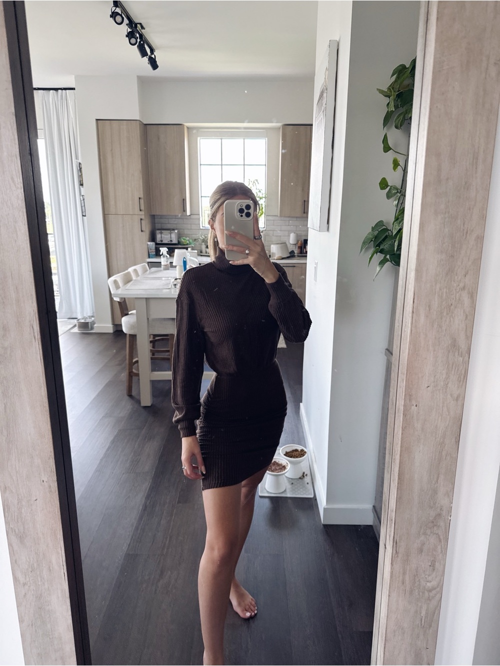 Anrabess Ribbed Mock-Neck Mini Dress in Dark Brown (Size XS)